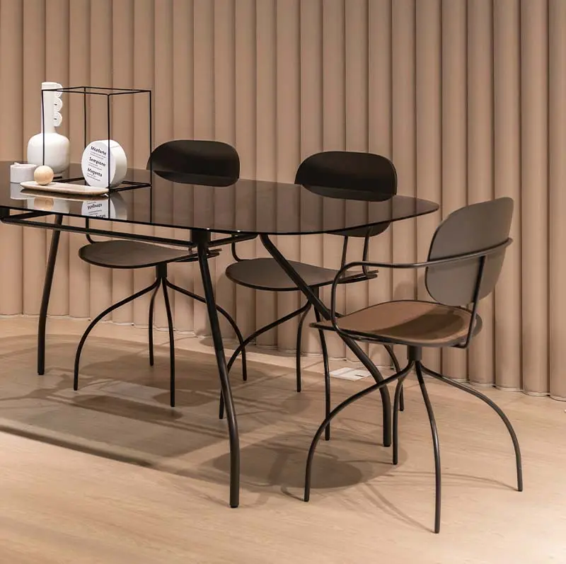 Glass Table with Chairs Glass Table with Chairs